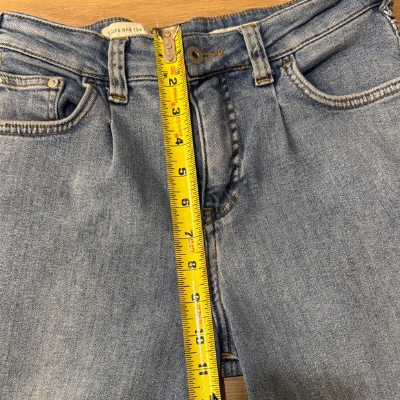 Pilcro and the Letterpress Women's Cropped Relaxed Blue Jeans 26P - Picture 9 of 10